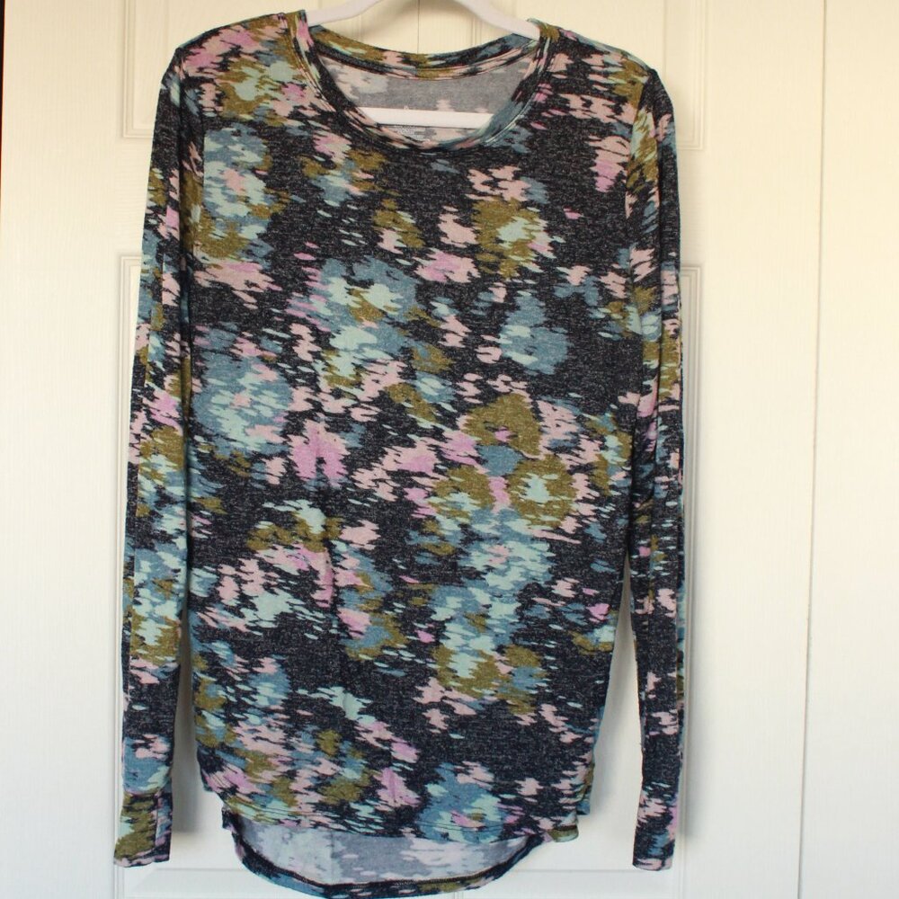 Cuddl Duds long sleeve blue and pink top size Large